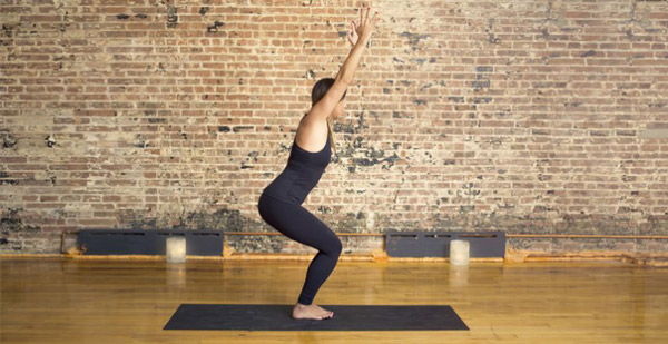 5個(gè)最適合減肥的瑜伽體式