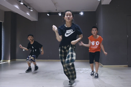 街舞HIPHOP視頻, 帥得無(wú)話(huà)可說(shuō) -《manolo》