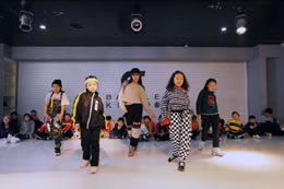 少兒舞蹈十天集訓強化課程，每天一種風(fēng)格，力量爆發(fā)