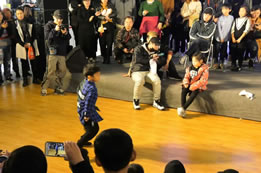 【Battle king kids 】VOL.1 少兒街舞大賽 8進(jìn)4 韓奧翔vs吳澤昊