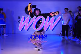 基礎HIPHOP加上swag的范兒，就特別cool了